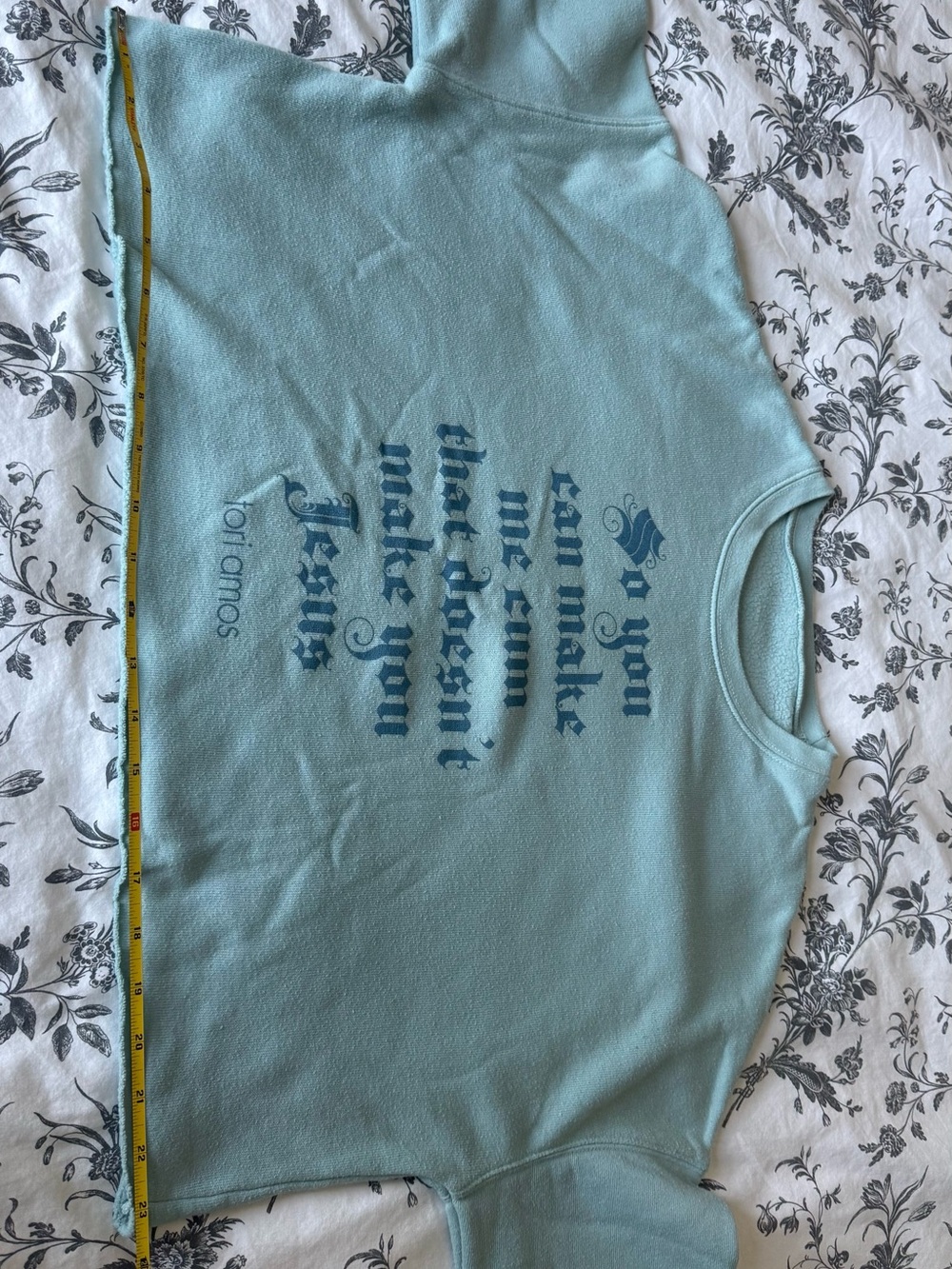 Tori Amos cropped sweatshirt - Picture 5 of 5